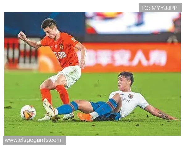 鲁能主场不敌恒大，遭遇三连败，下一步该如何调整阵容？