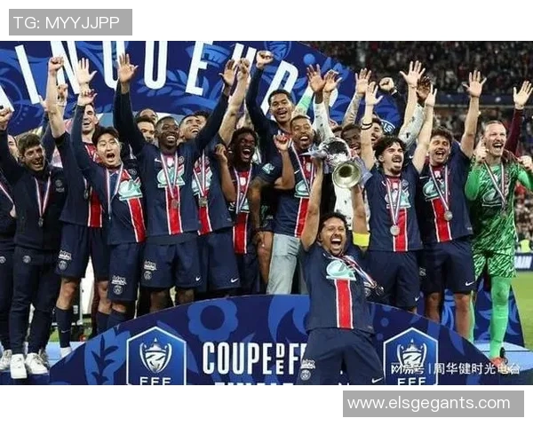 尼马首秀巴黎圣日耳曼完胜，法甲第一轮赛事收官闭幕