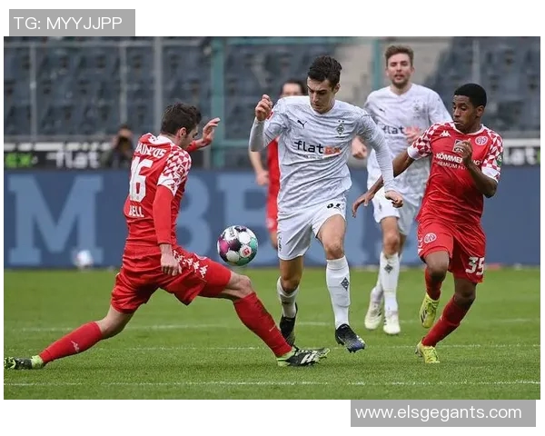 门兴主场压哨绝杀，德甲领先优势稳固守住